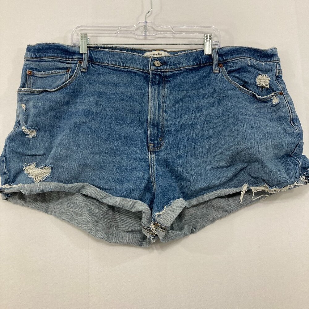 Abercrombie & Fitch size 22 Plus The 4" Mom Distressed Jeans‎ Shorts Curve Love